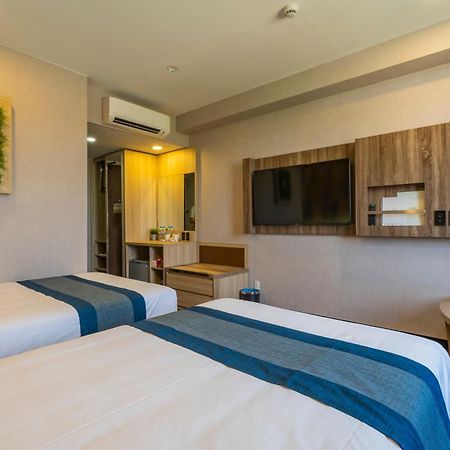 Super Hotel Thilawa Янгон Екстериор снимка